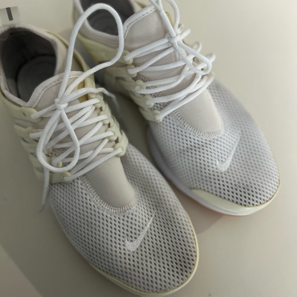 NIKE BUNDLE - Picture 10 of 15